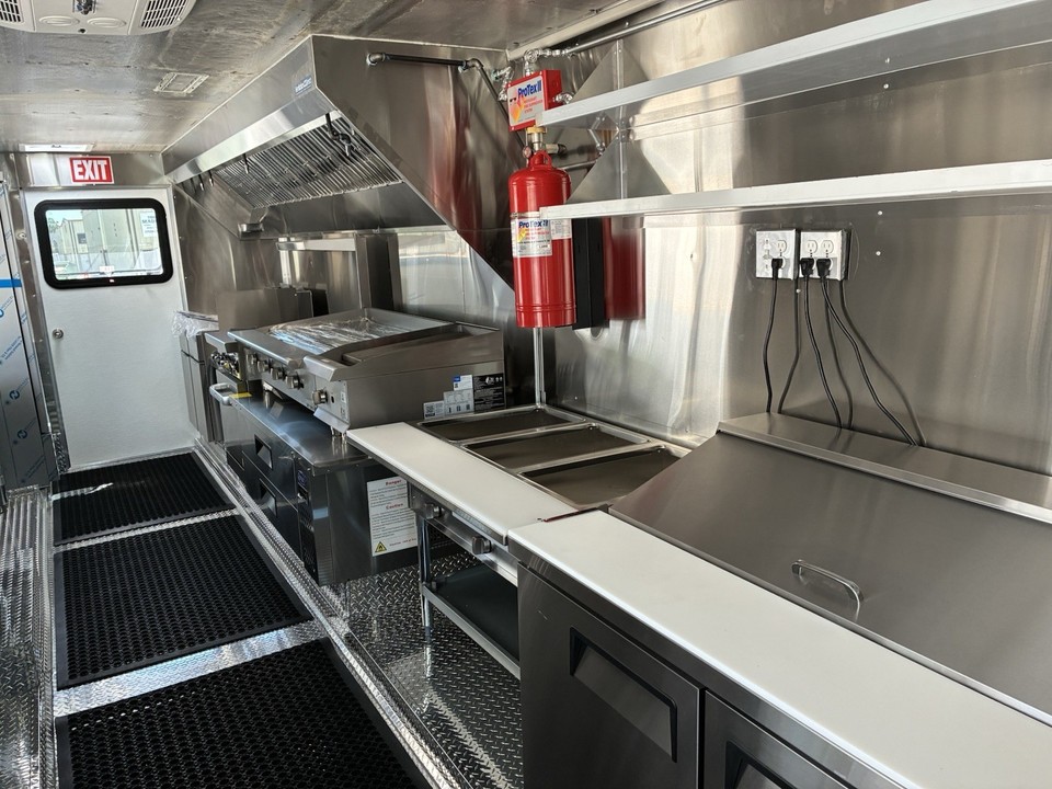 2025 Brand New Food Truck Kitchen on 2012 Ford Gas Truck – Automatic, 104,000 Miles - Image 14