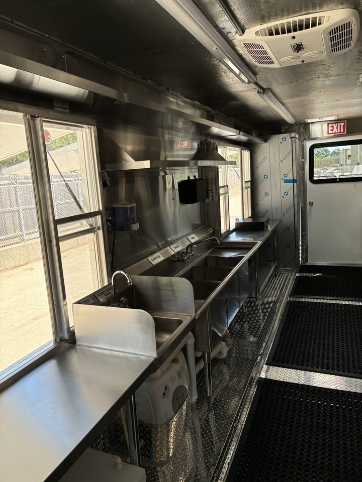 2025 Brand New Food Truck Kitchen on 2012 Ford Gas Truck – Automatic, 104,000 Miles - Image 13