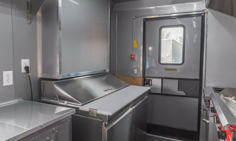 8.5×26 Fully Loaded Food Trailer – Mobile Kitchen Concession Trailer - Image 19