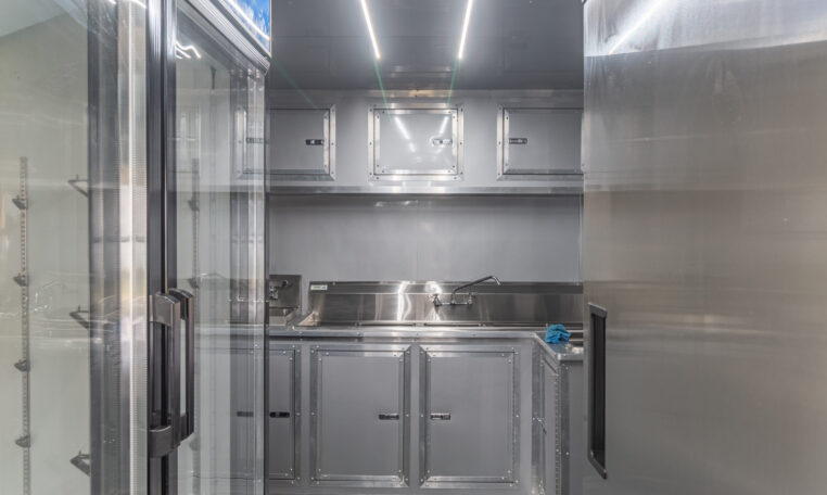 8.5×26 Fully Loaded Food Trailer – Mobile Kitchen Concession Trailer - Image 15