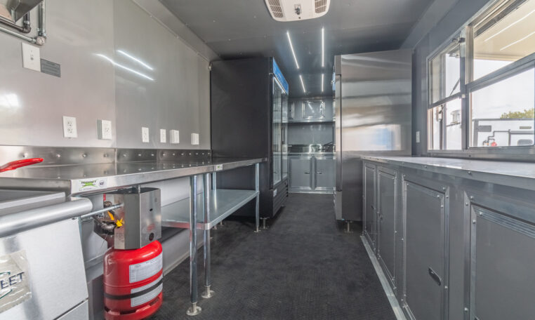8.5×26 Fully Loaded Food Trailer – Mobile Kitchen Concession Trailer - Image 13